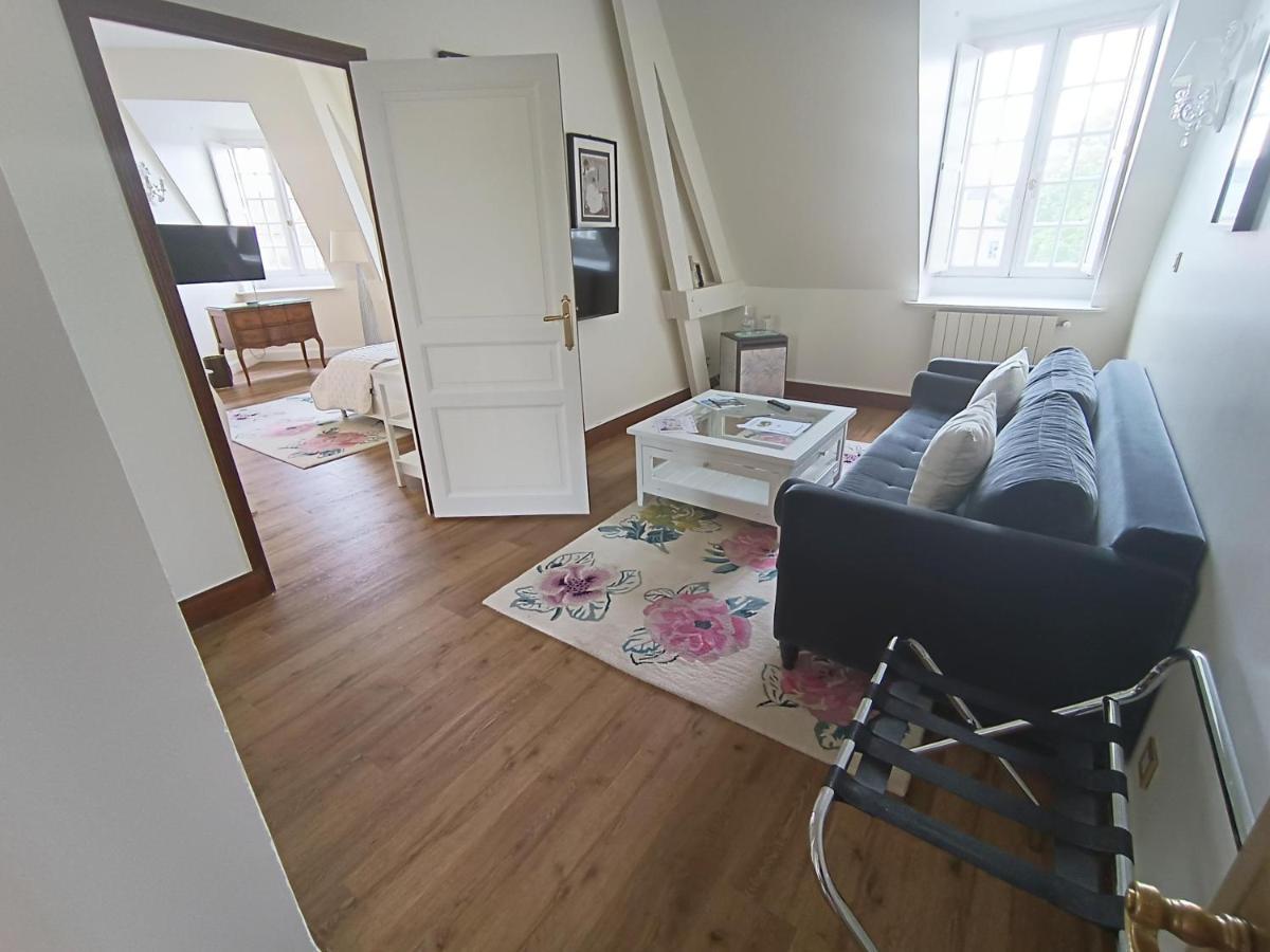 Chateau De Montreuil Montreuil  Екстериор снимка