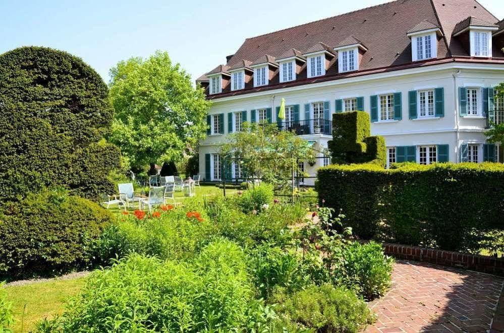 Chateau De Montreuil Montreuil  Екстериор снимка